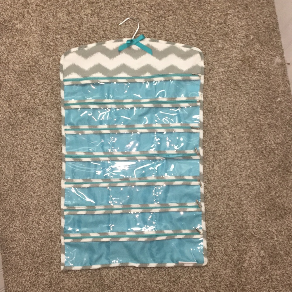 earring/ necklace holder